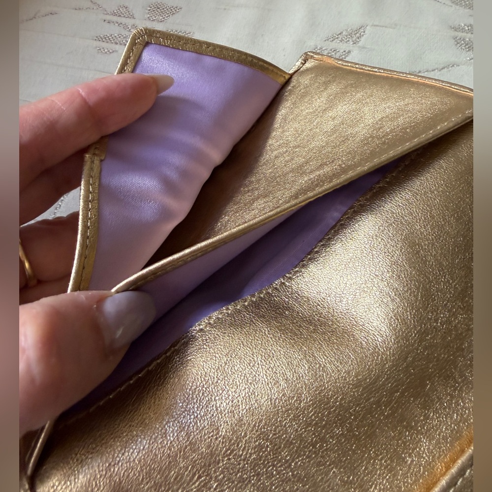 PREOWNED Coach gold leather Turnlock Agenda Wallet - Picture 4 of 12